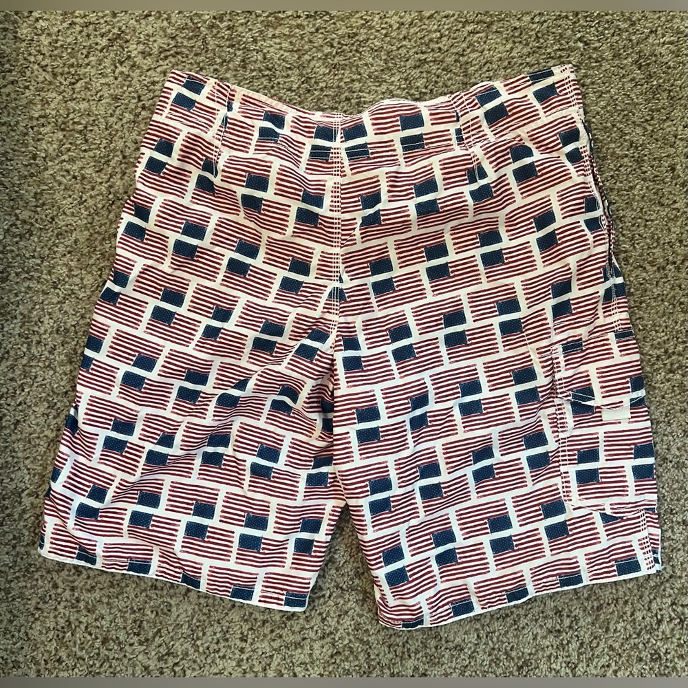LOWEST PRICE Worn Once Old Navy size M men’s American flag swim trunks - Picture 4 of 5